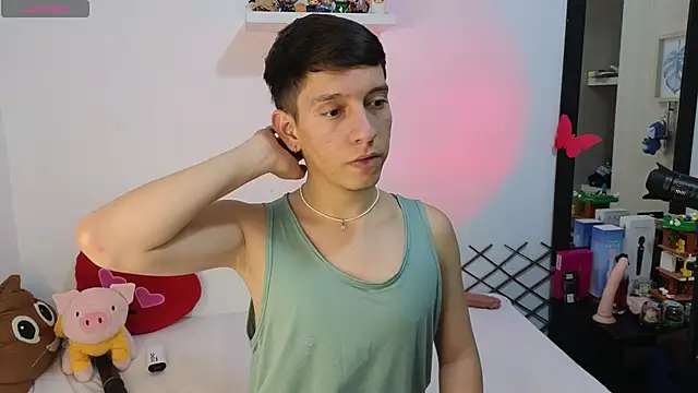 Snapshot of milky__boy_ chatting on February 8, 2026, 4:54 am milky boy online show from February 8, 2026, 4:54 am