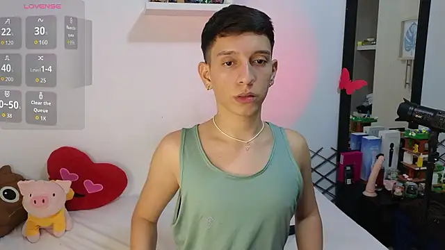 Snapshot of milky__boy_ chatting on February 21, 2026, 5:53 am milky boy online show from February 21, 2026, 5:53 am