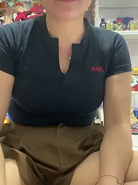 Cesywet online show from September 23, 2025, 4:52 am