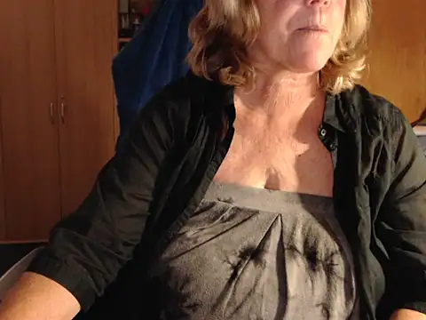  sunshine   online show from October 2, 2025, 6:33 pm