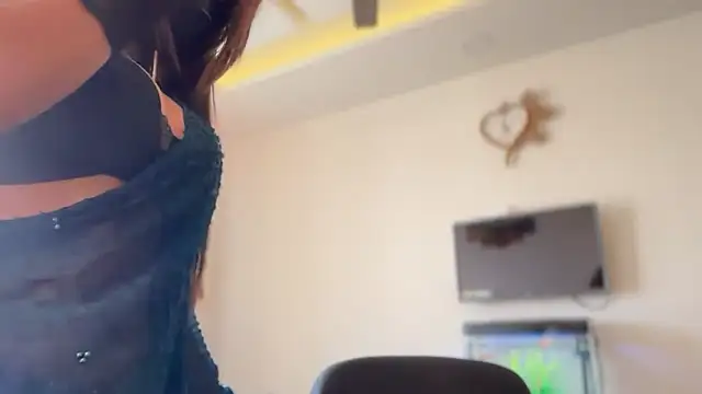 Hotty-Sana online show from February 6, 2026, 5:14 am