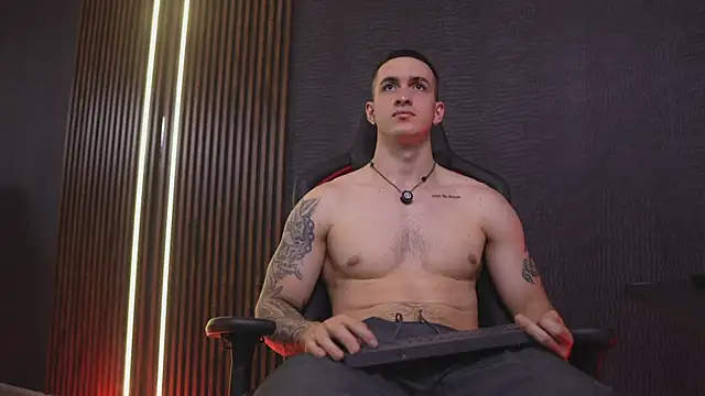 JacksonOlsenn online show from May 23, 2026, 9:03 pm