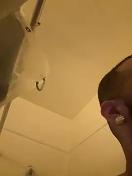 Snapshot of fatboyjayohh126 chatting on February 24, 2025, 9:00 am fatboyjayohh126 online show from February 24, 2025, 9:00 am