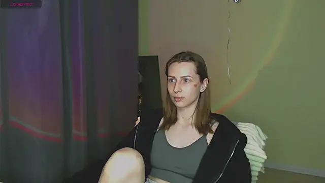 OaklynDobson online show from September 25, 2025, 5:30 pm