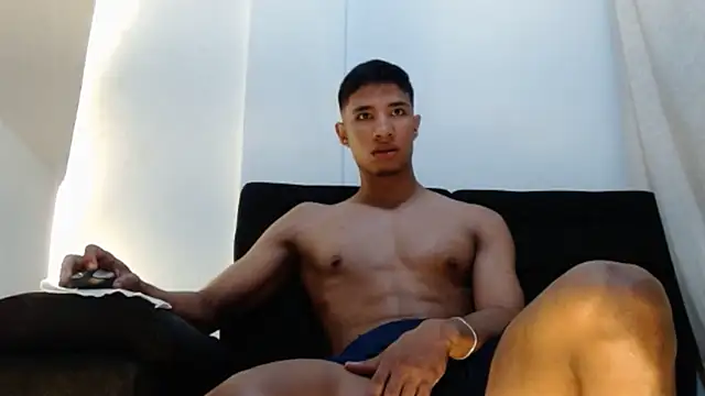 JacksonCooper1 online show from December 22, 2024, 8:03 pm