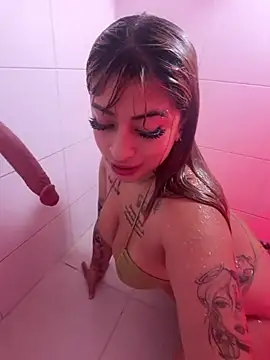 amy nicolee online show from July 31, 2026, 3:53 pm