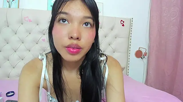 Snapshot of Kim_Eli chatting on March 2, 2025, 4:07 am Kim Eli online show from March 2, 2025, 4:07 am