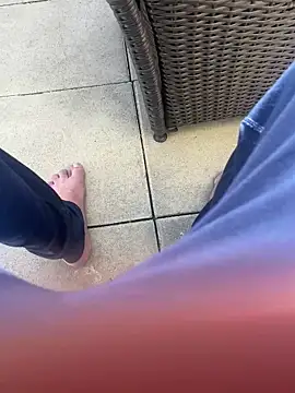 Firedad72FD online show from February 9, 2025, 6:47 pm