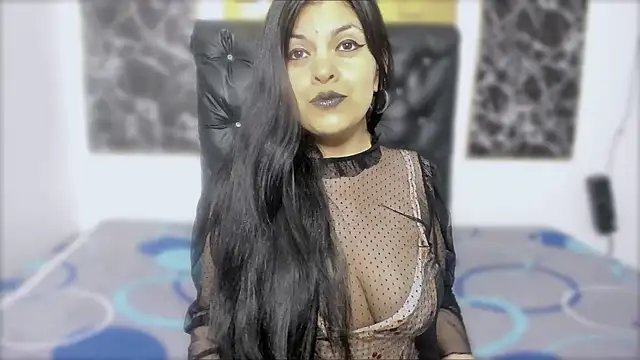 scarlett w0lf online show from January 12, 2026, 2:13 pm