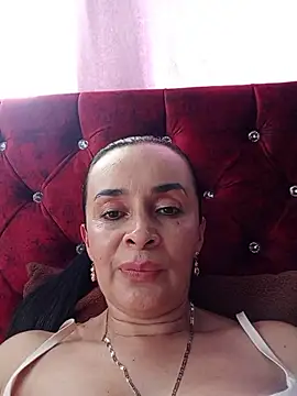 Samantha Sullivan  online show from January 14, 2026, 8:45 pm