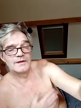 ronny51 online show from December 13, 2024, 10:51 am