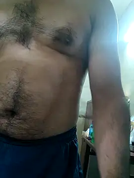 Snapshot of Wild-Honey chatting on October 9, 2025, 4:02 am Wild-Honey online show from October 9, 2025, 4:02 am