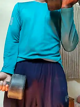 Snapshot of Wild-Honey chatting on December 19, 2024, 1:07 am Wild-Honey online show from December 19, 2024, 1:07 am