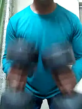 Snapshot of Wild-Honey chatting on February 28, 2025, 3:48 am Wild-Honey online show from February 28, 2025, 3:48 am