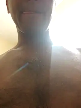 Snapshot of Wild-Honey chatting on March 18, 2025, 3:56 am Wild-Honey online show from March 18, 2025, 3:56 am