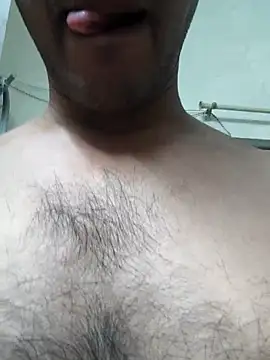 Snapshot of Wild-Honey chatting on September 20, 2025, 3:06 pm Wild-Honey online show from September 20, 2025, 3:06 pm