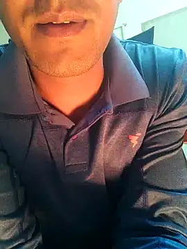 Snapshot of Wild-Honey chatting on December 24, 2024, 11:06 am Wild-Honey online show from December 24, 2024, 11:06 am