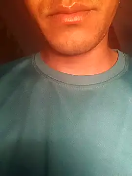 Snapshot of Wild-Honey chatting on January 11, 2025, 12:01 am Wild-Honey online show from January 11, 2025, 12:01 am