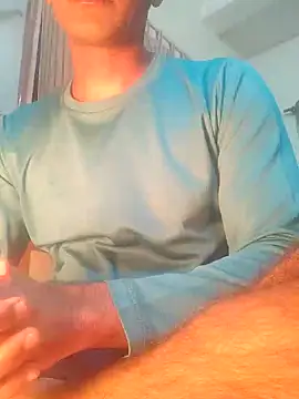 Snapshot of Wild-Honey chatting on January 13, 2025, 2:42 pm Wild-Honey online show from January 13, 2025, 2:42 pm