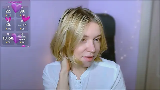 Snapshot of TaylorBre chatting on February 18, 2026, 9:28 am TaylorBre online show from February 18, 2026, 9:28 am