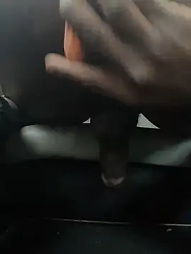 wonderfem101 online show from January 3, 2025, 8:32 pm