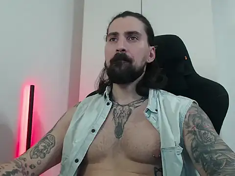 MateoHunk online show from March 18, 2026, 1:35 pm