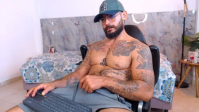 hanz col online show from November 25, 2025, 2:12 am