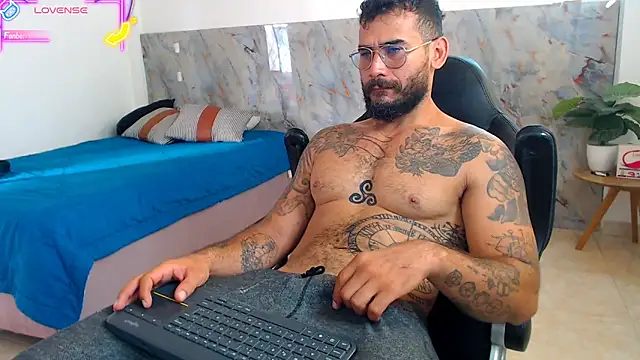 hanz col online show from October 31, 2025, 12:02 pm