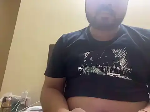 coolboy6566 online show from October 13, 2025, 6:53 pm