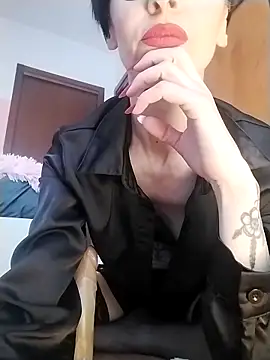 dahlia 82 online show from April 14, 2026, 9:47 am