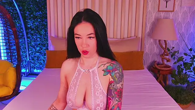 MadilynFox online show from January 16, 2026, 8:13 pm