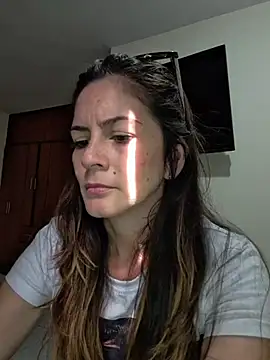 Hanny 24 online show from February 3, 2026, 7:52 pm