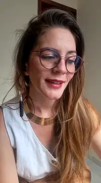 Snapshot of Hanny_24 chatting on February 5, 2025, 7:10 pm Hanny 24 online show from February 5, 2025, 7:10 pm