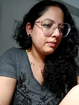 babyluna939 online show from April 12, 2026, 11:19 pm