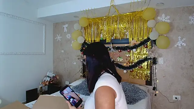 Snapshot of mialopez52 chatting on November 29, 2025, 10:54 pm mialopez52 online show from November 29, 2025, 10:54 pm