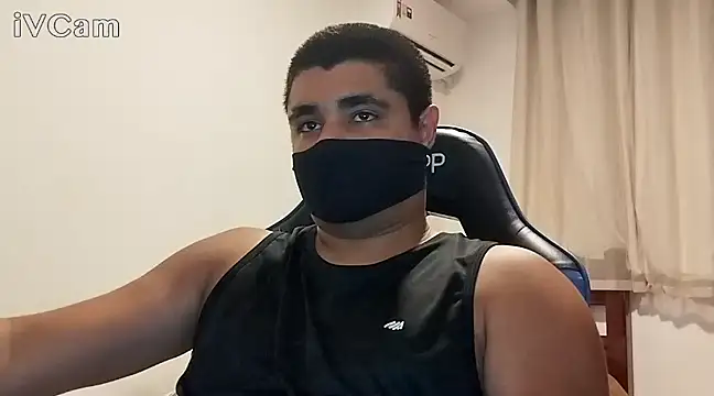 LeoPutaria online show from January 25, 2025, 9:25 pm