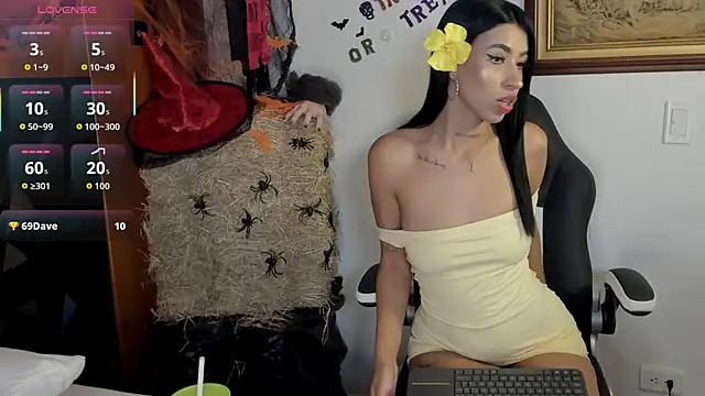 Wendy Marchall online show from October 27, 2025, 7:15 pm