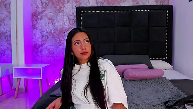 Snapshot of Celeste_Storm chatting on March 5, 2025, 6:56 pm Celeste Storm online show from March 5, 2025, 6:56 pm