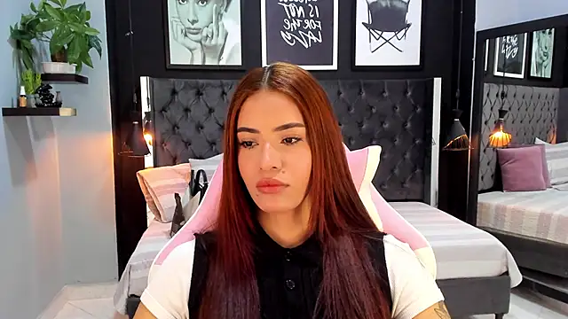 Snapshot of Madie__collins chatting on September 27, 2025, 10:10 am Madie collins online show from September 27, 2025, 10:10 am