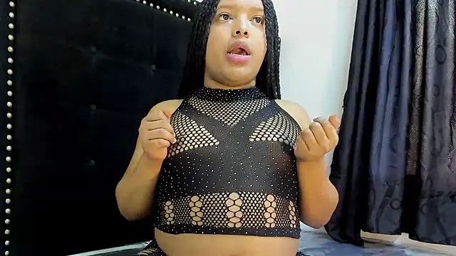 ShanayaKops online show from October 29, 2025, 2:27 pm