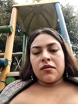 Snapshot of DULCE__26 chatting on March 18, 2025, 2:39 pm DULCE 26 online show from March 18, 2025, 2:39 pm