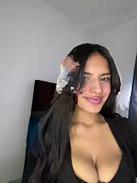 Dulceeany online show from February 5, 2025, 7:31 pm