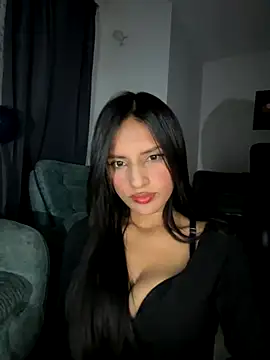 Dulceeany online show from September 30, 2025, 4:18 am