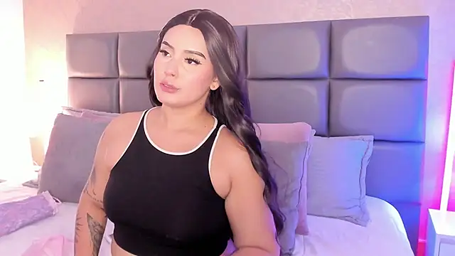 SpicySugar  online show from October 31, 2025, 7:32 pm