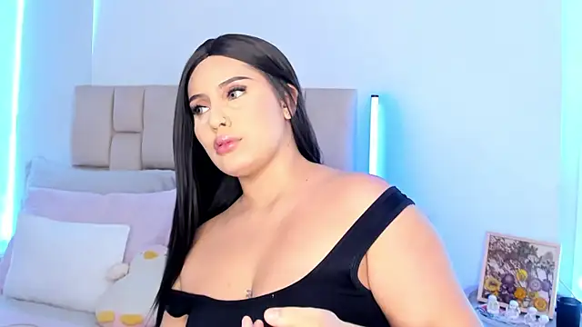 SpicySugar  online show from September 16, 2025, 7:15 pm