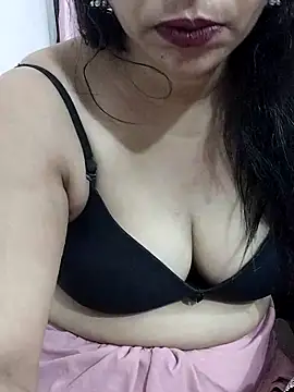 Urmila bhabhii online show from March 19, 2026, 2:44 am