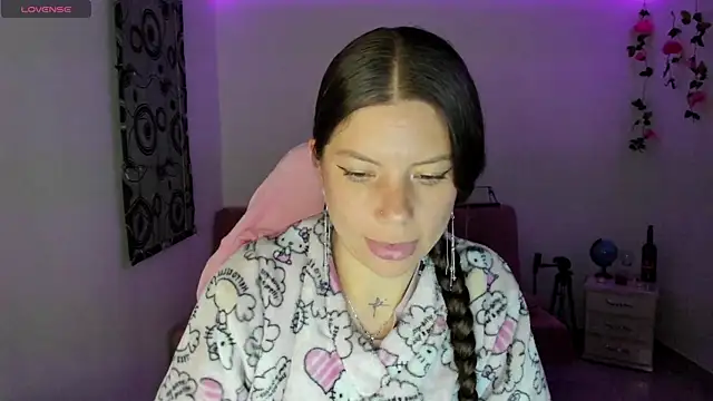 Snapshot of Susana_garcia_ chatting on March 15, 2025, 4:35 am Susana garcia online show from March 15, 2025, 4:35 am