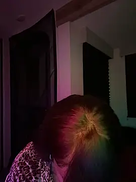 Snapshot of butterflybootyy chatting on November 11, 2025, 9:59 am butterflybootyy online show from November 11, 2025, 9:59 am