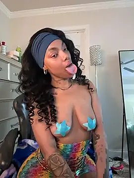 butterflybootyy online show from March 31, 2026, 7:49 pm