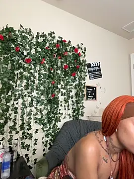 Snapshot of butterflybootyy chatting on November 27, 2025, 2:28 pm butterflybootyy online show from November 27, 2025, 2:28 pm